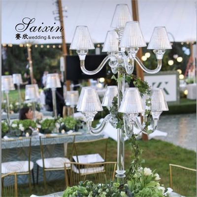 Decoração de eventos 11 braços Candelabro de cristal com sombra de vidro para peças centrais de casamento