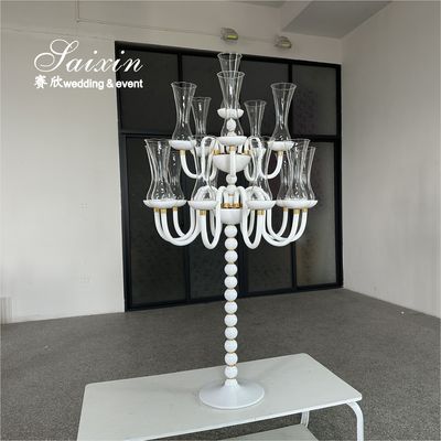 Saixin Design Alta peça central do casamento candelabro branco cristal 16 braços porta-velas