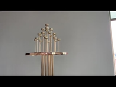 Decoração de piso de casamento Alto suporte de flores dourado com porta-velas central